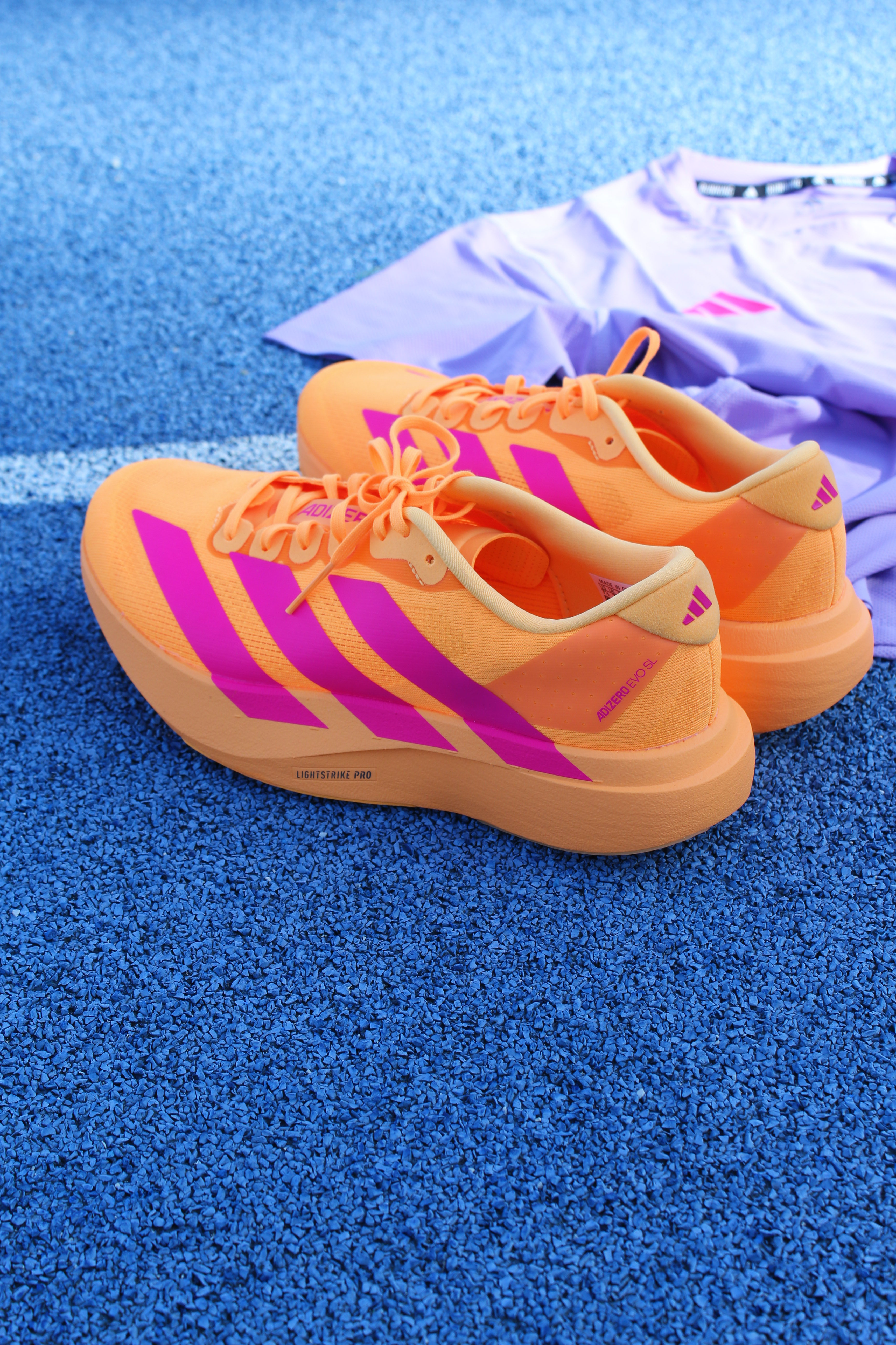 Adidas Adizero Evo SL: une vraie sensation de propulsion sans plaque carbone